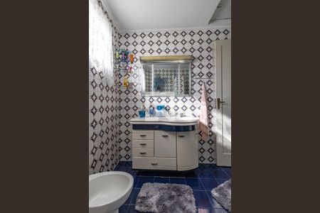 Casa à venda com 150m², 4 quartos e 3 vagas Casa à venda com 150m², 4 quartos e 3 vagasBanheiro 1