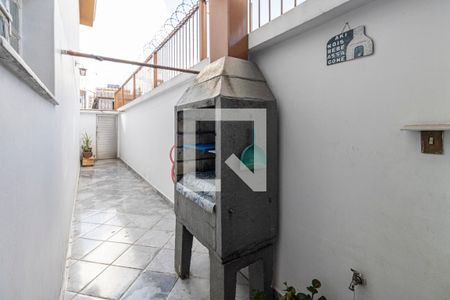 Casa à venda com 150m², 4 quartos e 3 vagas Casa à venda com 150m², 4 quartos e 3 vagasQuintal