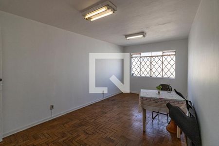 Casa à venda com 150m², 4 quartos e 3 vagas Casa à venda com 150m², 4 quartos e 3 vagasQuarto 4