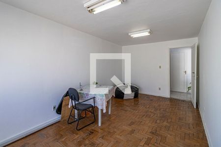 Casa à venda com 150m², 4 quartos e 3 vagas Casa à venda com 150m², 4 quartos e 3 vagasQuarto 4