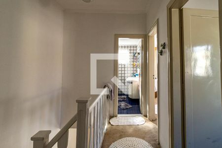 Casa à venda com 150m², 4 quartos e 3 vagas Casa à venda com 150m², 4 quartos e 3 vagasCorredor