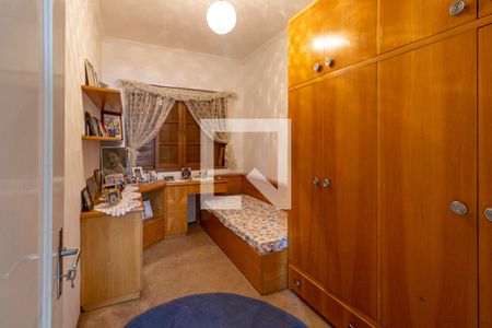 Casa à venda com 150m², 4 quartos e 3 vagas Casa à venda com 150m², 4 quartos e 3 vagasQuarto 1