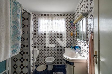 Casa à venda com 150m², 4 quartos e 3 vagas Casa à venda com 150m², 4 quartos e 3 vagasBanheiro 1