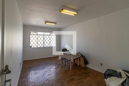 Casa à venda com 150m², 4 quartos e 3 vagas Casa à venda com 150m², 4 quartos e 3 vagasQuarto 4