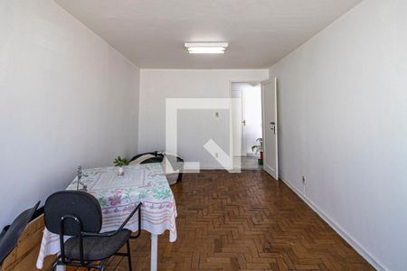 Casa à venda com 150m², 4 quartos e 3 vagas Casa à venda com 150m², 4 quartos e 3 vagasQuarto 4