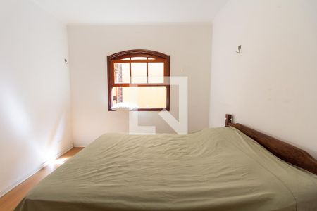 Casa à venda com 300m², 4 quartos e 2 vagas Casa à venda com 300m², 4 quartos e 2 vagasQuarto 2