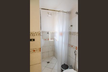 Casa à venda com 300m², 3 quartos e 2 vagasBanheiro da suíte 1