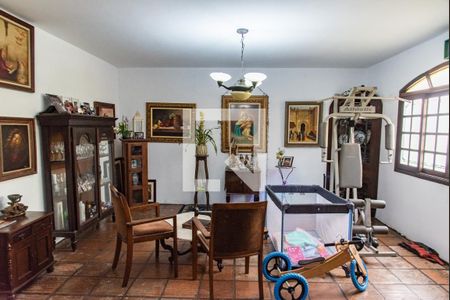 Sala de casa à venda com 3 quartos, 300m² em Vila Mariana, São Paulo