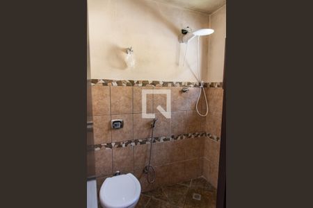 Casa à venda com 300m², 3 quartos e 2 vagasBanheiro da suíte 2