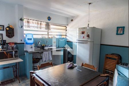 Casa à venda com 300m², 3 quartos e 2 vagasCozinha