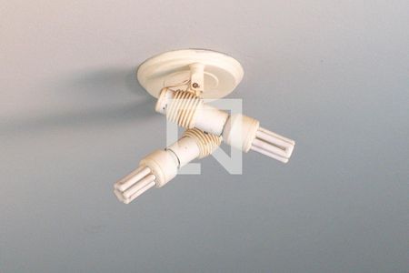 Casa à venda com 243m², 4 quartos e 4 vagas Casa à venda com 243m², 4 quartos e 4 vagasQuarto 4