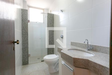 Apartamento para alugar com 120m², 3 quartos e 1 vaga Apartamento para alugar com 120m², 3 quartos e 1 vagaBanheiro