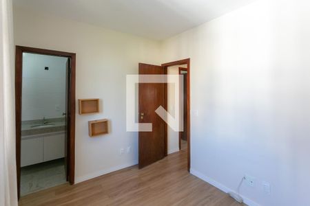 Apartamento para alugar com 120m², 3 quartos e 1 vaga Apartamento para alugar com 120m², 3 quartos e 1 vagaQuarto 3 - Suíte