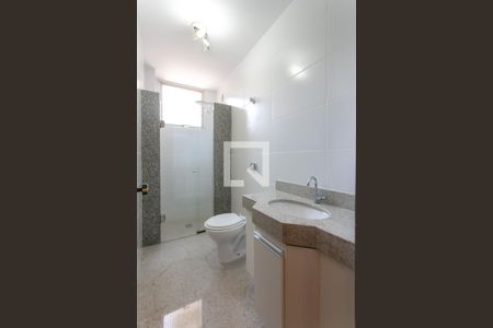 Apartamento para alugar com 120m², 3 quartos e 1 vaga Apartamento para alugar com 120m², 3 quartos e 1 vagaBanheiro