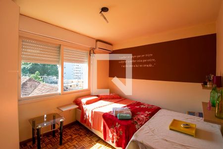 Quarto 1 de apartamento à venda com 2 quartos, 122m² em Santana, Porto Alegre
