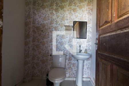 Casa para alugar com 835m², 3 quartos e 8 vagasBanheiro de Serviço