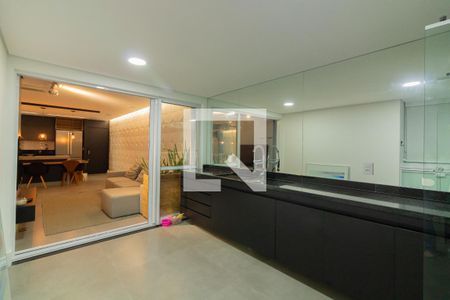 Varanda de apartamento para alugar com 2 quartos, 76m² em Vila Olímpia, São Paulo