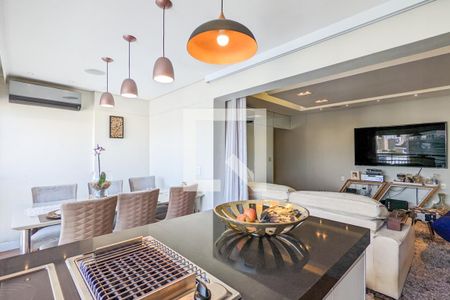 Apartamento à venda com 116m², 2 quartos e 2 vagas Apartamento à venda com 116m², 2 quartos e 2 vagasVaranda