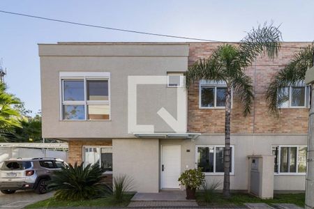 Casa de condomínio à venda com 188m², 3 quartos e 2 vagas Casa de condomínio à venda com 188m², 3 quartos e 2 vagasFachada