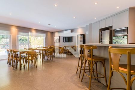 Casa de condomínio à venda com 191m², 4 quartos e 2 vagas Casa de condomínio à venda com 191m², 4 quartos e 2 vagasÁrea comum - Salão de festas