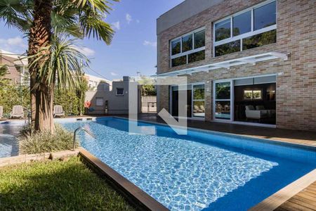 Casa de condomínio à venda com 191m², 4 quartos e 2 vagas Casa de condomínio à venda com 191m², 4 quartos e 2 vagasÁrea comum - Piscina