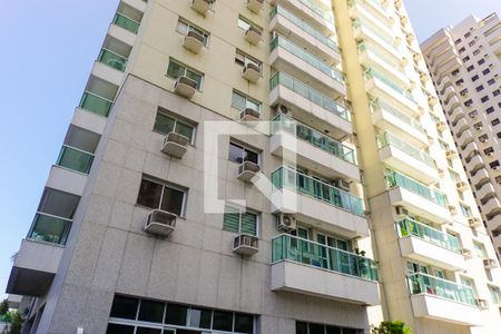 Apartamento para alugar com 68m², 2 quartos e 1 vagaFachada