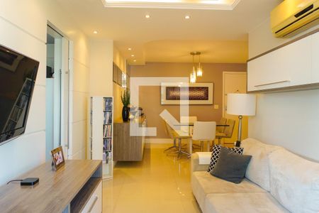 Sala de apartamento para alugar com 2 quartos, 68m² em Barra da Tijuca, Rio de Janeiro