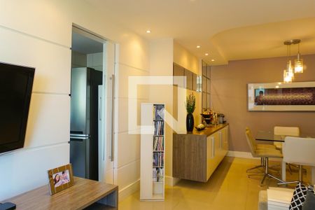 Sala de apartamento para alugar com 2 quartos, 68m² em Barra da Tijuca, Rio de Janeiro