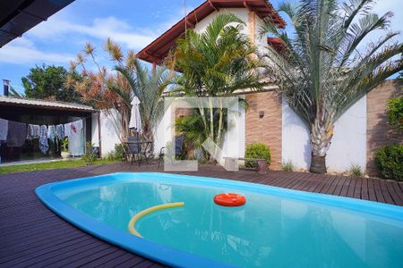 Casa para alugar com 300m², 4 quartos e 2 vagasPiscina