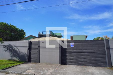 Casa para alugar com 300m², 4 quartos e 2 vagasFachada