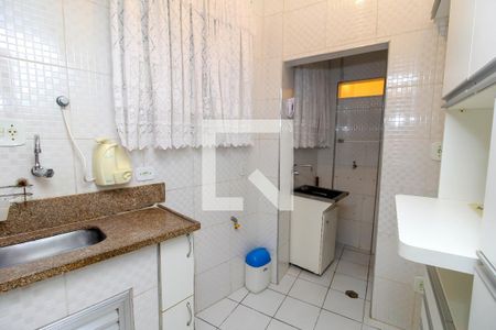 Studio para alugar com 40m², 1 quarto e sem vaga Studio para alugar com 40m², 1 quarto e sem vagaCozinha - Armários