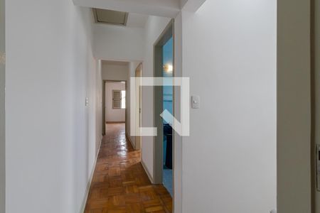 Corredor de casa à venda com 5 quartos, 205m² em Vila Brasílio Machado, São Paulo