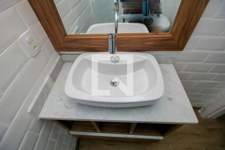 Apartamento à venda com 60m², 2 quartos e sem vaga Apartamento à venda com 60m², 2 quartos e sem vagaBanheiro da Suíte