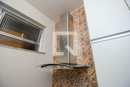 Apartamento à venda com 60m², 2 quartos e sem vaga Apartamento à venda com 60m², 2 quartos e sem vagaCozinha - Armários