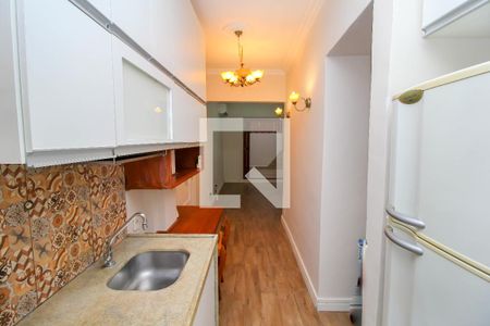 Apartamento à venda com 60m², 2 quartos e sem vaga Apartamento à venda com 60m², 2 quartos e sem vagaCozinha - Armários