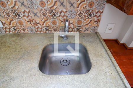 Apartamento à venda com 60m², 2 quartos e sem vaga Apartamento à venda com 60m², 2 quartos e sem vagaCozinha - Armários