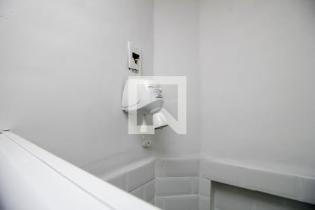 Apartamento à venda com 60m², 2 quartos e sem vaga Apartamento à venda com 60m², 2 quartos e sem vagaChuveiro