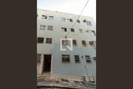 Apartamento à venda com 56m², 3 quartos e 1 vaga Apartamento à venda com 56m², 3 quartos e 1 vagaFachada