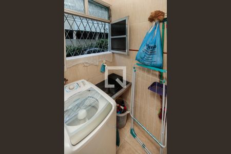 Apartamento à venda com 56m², 3 quartos e 1 vaga Apartamento à venda com 56m², 3 quartos e 1 vagaÁrea de Serviço