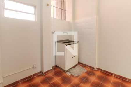 Apartamento para alugar com 75m², 2 quartos e sem vaga Apartamento para alugar com 75m², 2 quartos e sem vagaÁrea de serviço