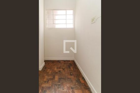 Apartamento para alugar com 75m², 2 quartos e sem vaga Apartamento para alugar com 75m², 2 quartos e sem vagaQuarto de serviço