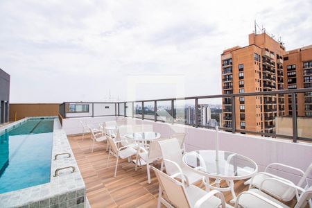 Studio à venda com 28m², 1 quarto e sem vaga Studio à venda com 28m², 1 quarto e sem vagaÁrea comum - Piscina