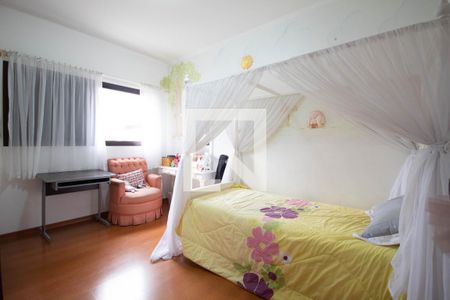 Apartamento à venda com 160m², 3 quartos e 2 vagasQuarto 2