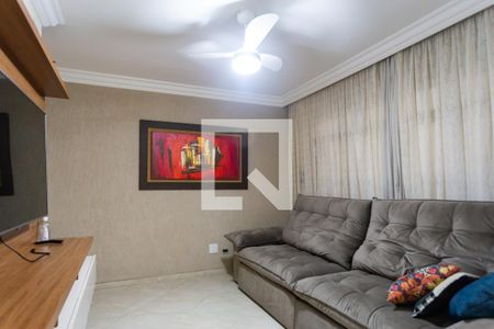 Sala de casa à venda com 4 quartos, 206m² em Santo Antônio, Osasco