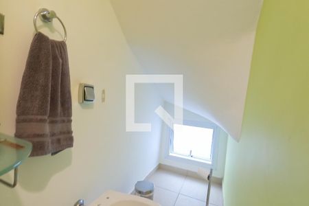 Lavabo de casa para alugar com 3 quartos, 140m² em Vila Guarani (z Sul), São Paulo