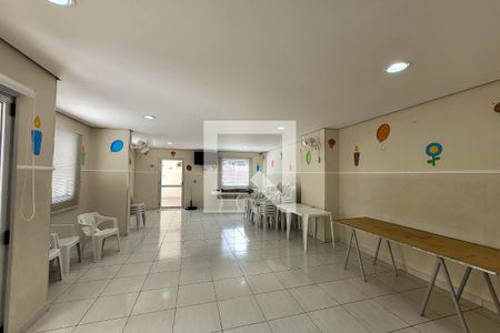 Apartamento para alugar com 50m², 2 quartos e 1 vagaÁrea Comum