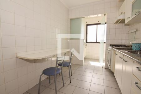 Apartamento para alugar com 110m², 3 quartos e sem vagaCozinha