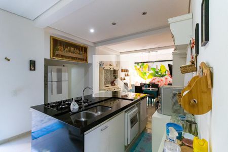 Casa à venda com 274m², 4 quartos e 1 vagaCozinha