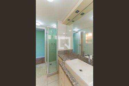 Apartamento à venda com 105m², 2 quartos e 1 vagaBanheiro Suíte