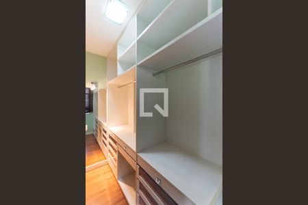 Apartamento à venda com 105m², 2 quartos e 1 vagaCloset Suíte